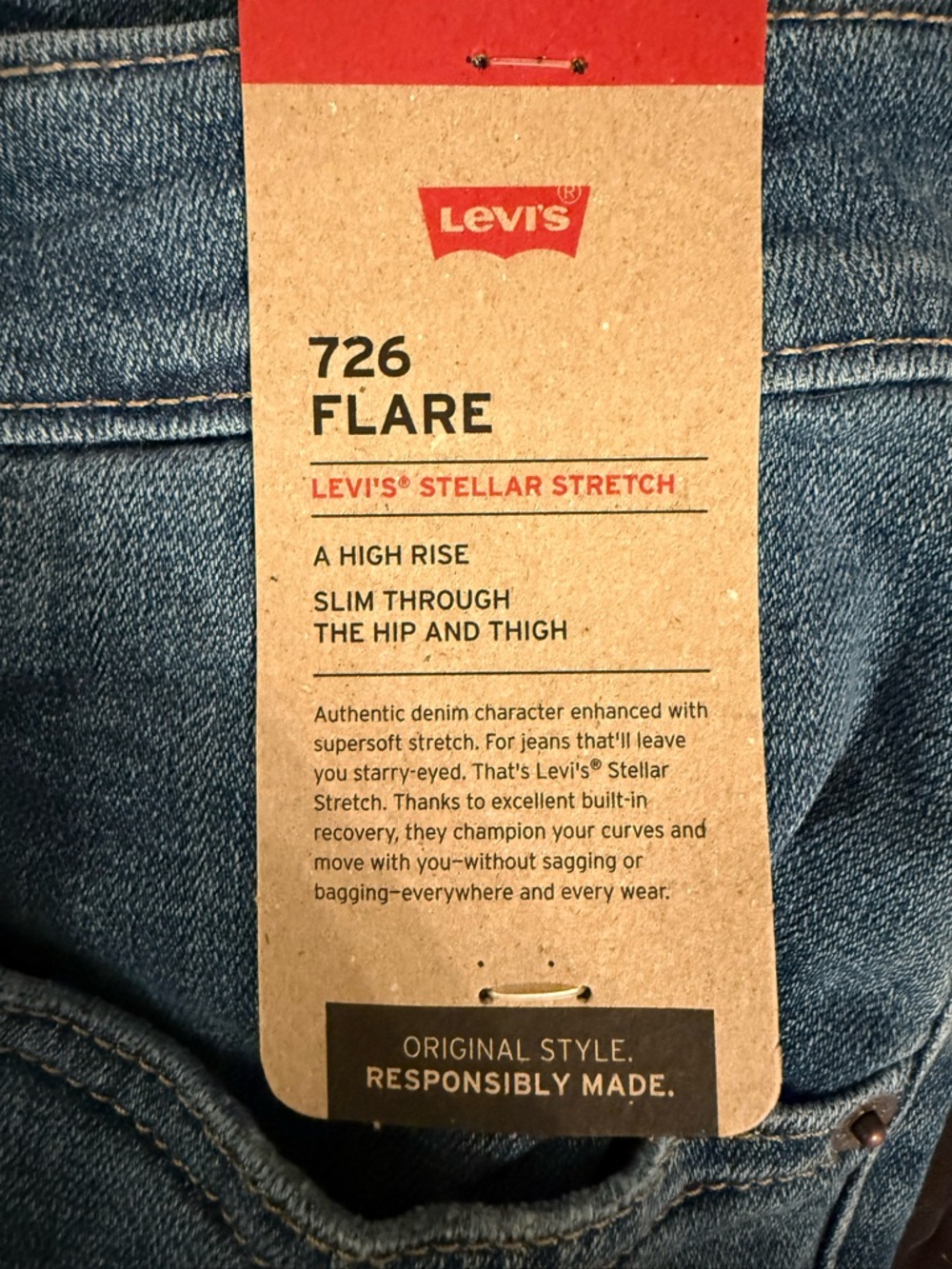 Levi’s 726 High Rise Flare Jeans Stellar Stretch Medium Wash W32 L30 NWT - Picture 2 of 13